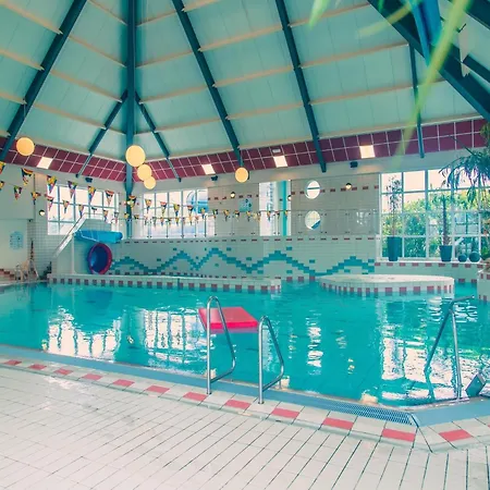 Sustainable Water With Sauna Villa *