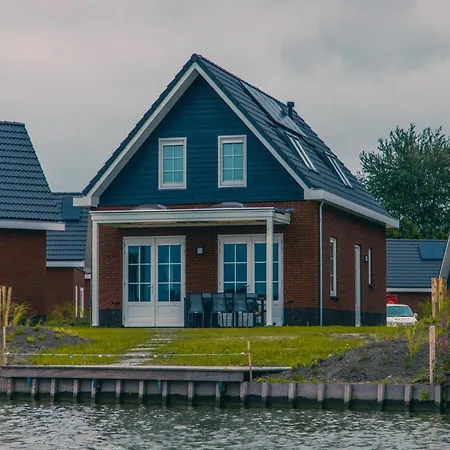 Sustainable Water With Sauna Villa Medemblik