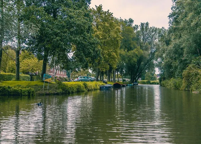 Sustainable Water With Sauna Villa *